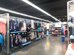 -迪卡侬(西三旗店)