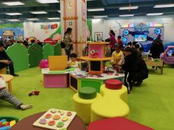 -莫莉幻想儿童乐园(郑州丹尼斯三天地店)