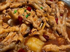 鸡爪煲-胖哥俩肉蟹煲(湖滨银泰in77店)