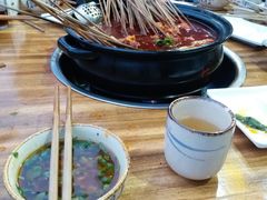 -钢管厂五区小郡肝串串香(蜀都万达店)
