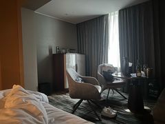 -上海虹桥祥源希尔顿酒店