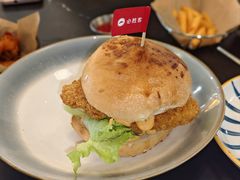 -必胜客(砂之船中东奥莱店)