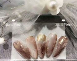 -慕拉美甲美睫皮肤管理