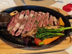 -斯普汇生蚝牛排馆(中骏世界城店)
