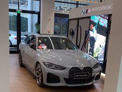 -上海宝信宝马4S店