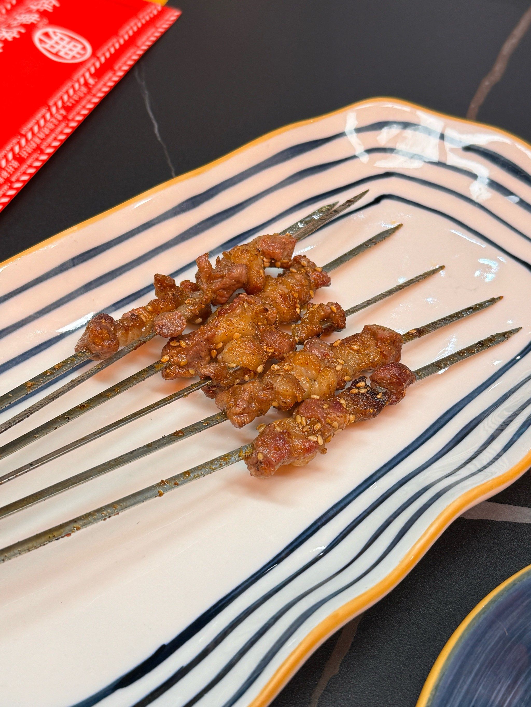 一元一串的羊肉串!我能吃到饱!
