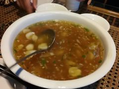 -红栌温泉山庄生态美食餐厅