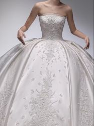 -PAI婚纱礼服设计馆【大牌租赁/高级定制】