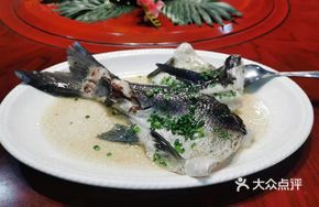 Steamed Bighead Fish with Oil and Salt