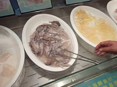 -遇上西雅图多融合海鲜自助餐厅(中房金谊广场店)