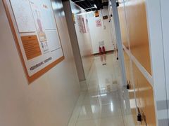 -安东易迷你自助仓储寄存仓库(草桥店)