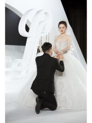 -MECCI婚礼摄影跟拍(红东方广场店)