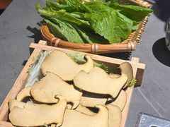 -阿婆情腊排骨火锅·野生菌季(古城旗舰店)
