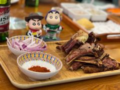 -乡村馕坑肉·烧烤·新疆菜·本地人更爱吃(阿勒泰首店)