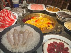 -小天鹅火锅·一线江景洪鼎旗舰店(洪崖洞店)