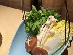 -余欢领鲜火锅(新街口店)