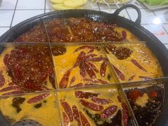 -铜元老码头鳝鱼火锅