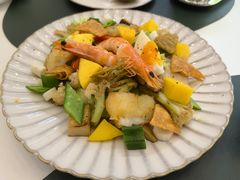 -露露家咖啡店