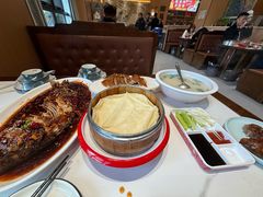 -梅利汴京烤鸭•开封豫菜地标店(东大街店)