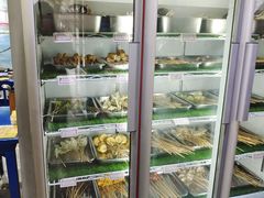 自助取餐区-马路边边·成都串串(翠柏路店)