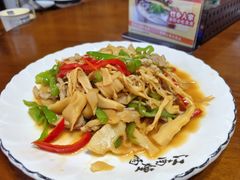 -竹乡人家大鱼头(南山竹海店)