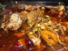 -渝是乎酸菜鱼(龙旗购物中心店)