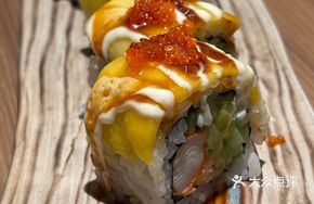 Lobster Salad Fresh Mango Roll