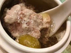 无花果炖瘦肉汤-黄祥华养生堂·炖汤·营养蒸饭(岭南天地店)