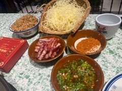 -鸿姐老火锅(花园路店)