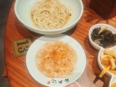 -裕兴记•蟹黄面馆(人民广场店)