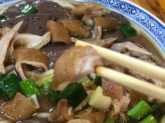 -锦泓老字号猪脏粉(东联大厦店)