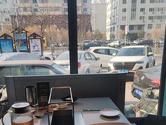 -偏脸子哈尔滨老烧烤(红旗大街店)