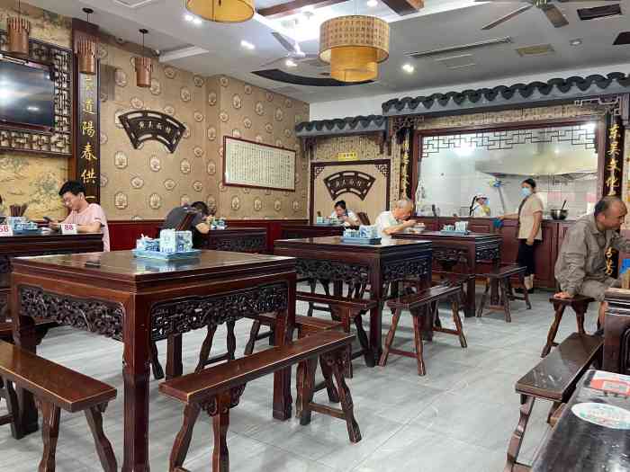 东吴面馆(南园店)-"这家东吴面馆中午的生意特别好,周围上班的.