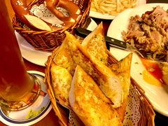 奶酪蒜蓉面包-申德勒加油站西餐厅(日坛路总店)