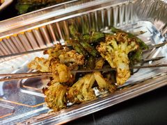 -许哥东北烧烤·铁丳烤串·宫后夹肉(繁花中心店)