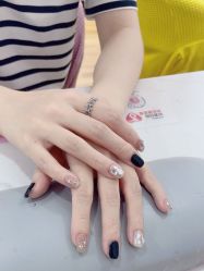 -尤米一站式美甲美睫