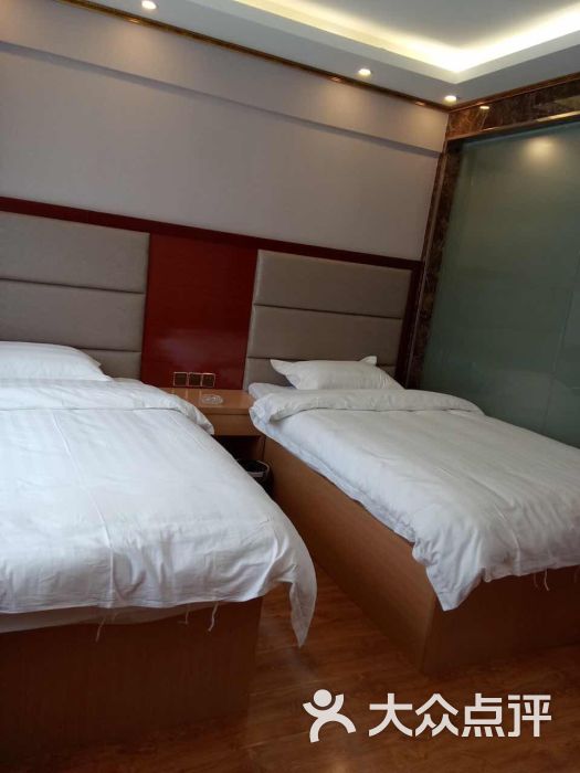 夏河县如家龙宝宾馆图片 - 第1张