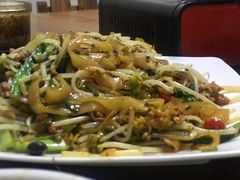 -牛八宝桂林米粉(八里庄店)