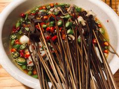 藤椒味钵钵鸡-嘉州叶婆婆钵钵鸡(建设路店)