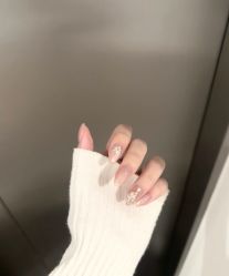 -屿晴·科技美肤SPA美甲美睫