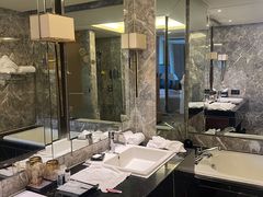 -西安赛瑞喜来登大酒店