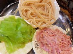 苕粉-肖肖酸萝卜鱼火锅(总店)