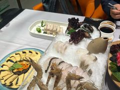 -红鼎豆捞·非遗鲍皇汤火锅(宝丰路店)