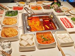 -海底捞火锅(世界城广场店)