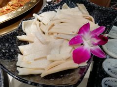 老哥牛黄喉-哥老官重庆美蛙鱼头(宝山龙湖店)