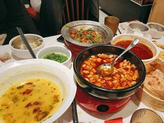 -渝是乎酸菜鱼(龙旗购物中心店)