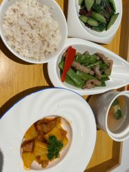 -瑞婴丽月子中心(虹桥店)