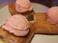 冰淇淋油条-马邦子·紫苏烤鱼(恒隆广场店)