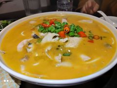 -梧桐树下(云锦世家店)
