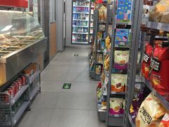 -便利蜂(创展大厦102号店)